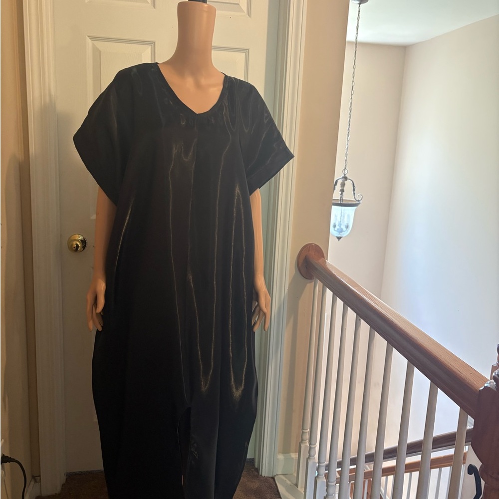 Black liquid Milkado Rich Auntie Boubou Dress is a beautiful for any occasion